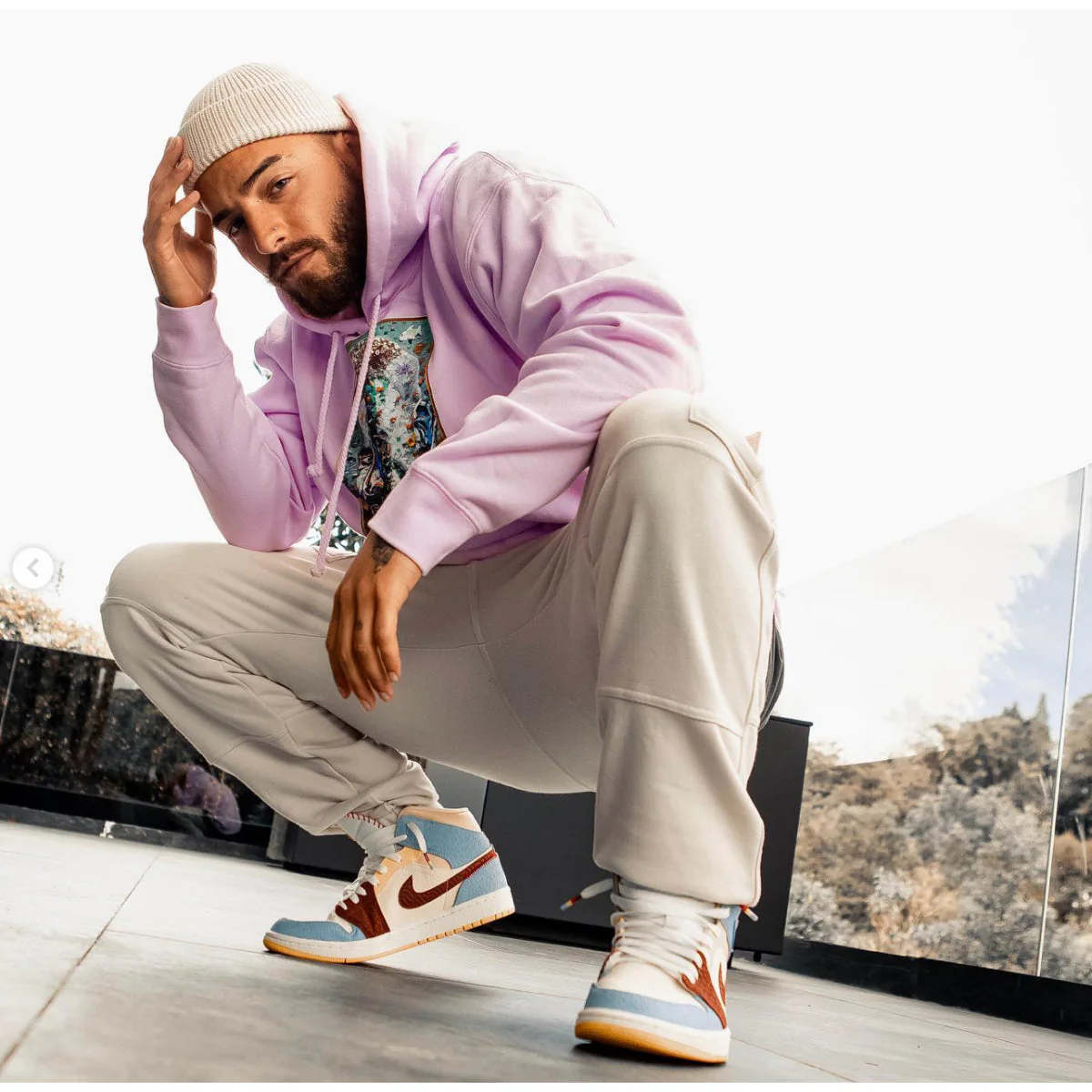 Maluma - #7DJ Portrait Pink Hoodie - Image 4