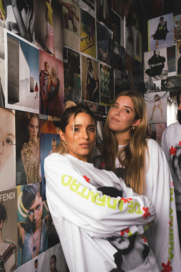 Los Ríos, Los Árboles, El Sol Crewneck - Image 24