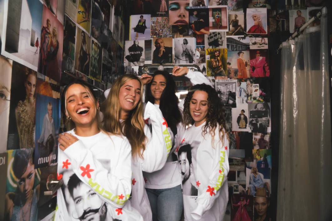 Los Ríos, Los Árboles, El Sol Crewneck - Image 27