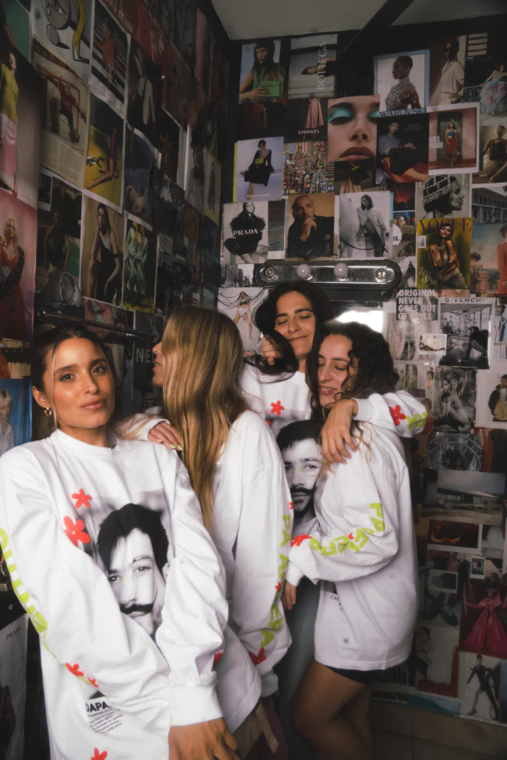 Los Ríos, Los Árboles, El Sol Crewneck - Image 28