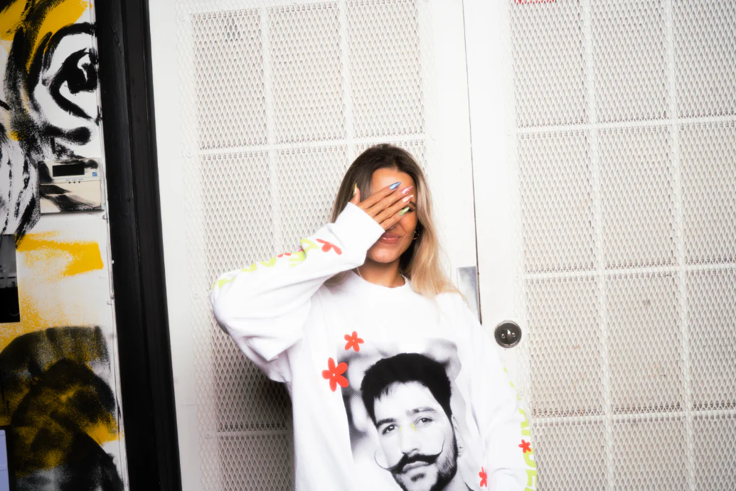 Los Ríos, Los Árboles, El Sol Crewneck - Image 33