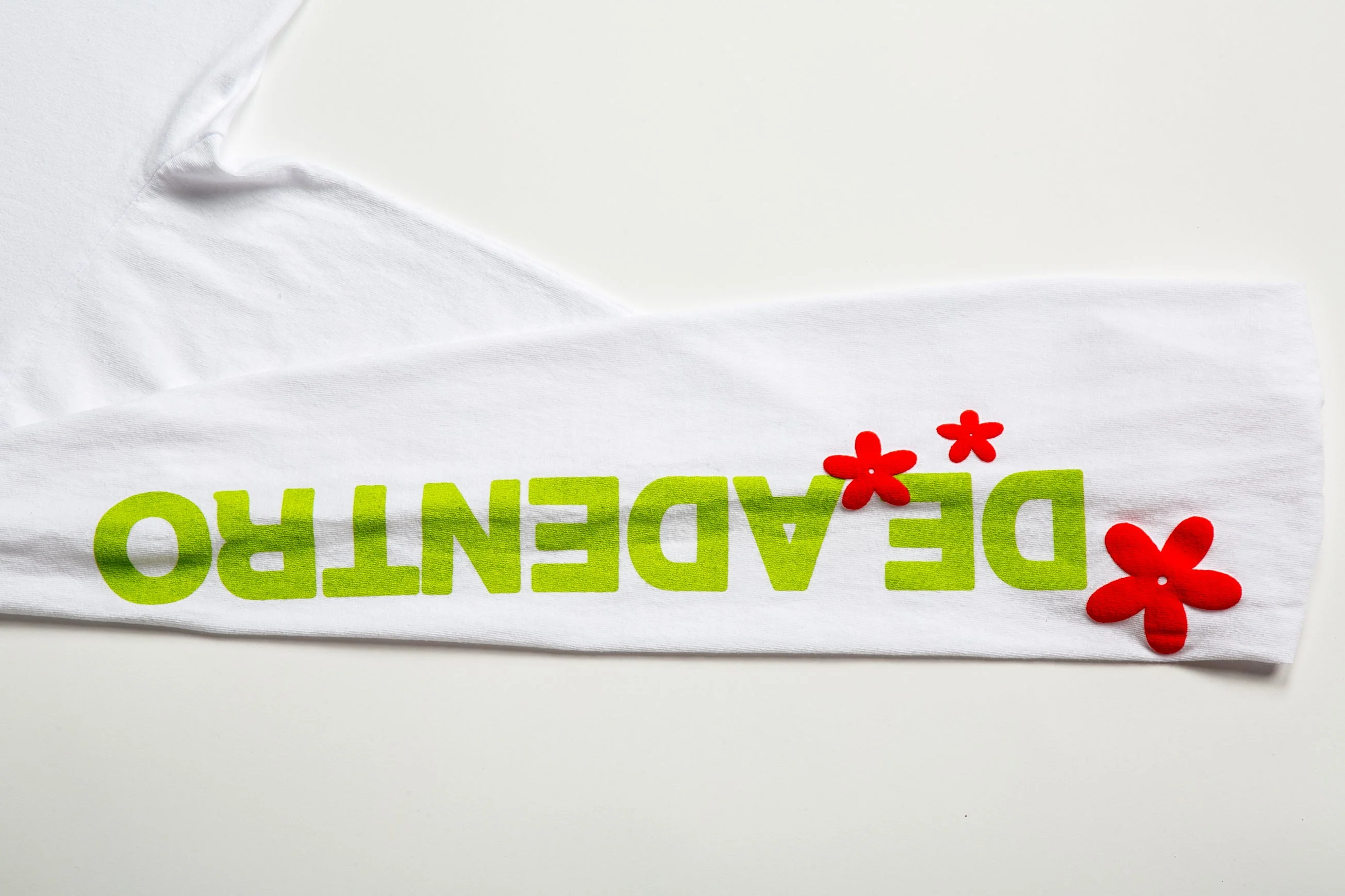 Los Ríos, Los Árboles, El Sol Crewneck - Image 39