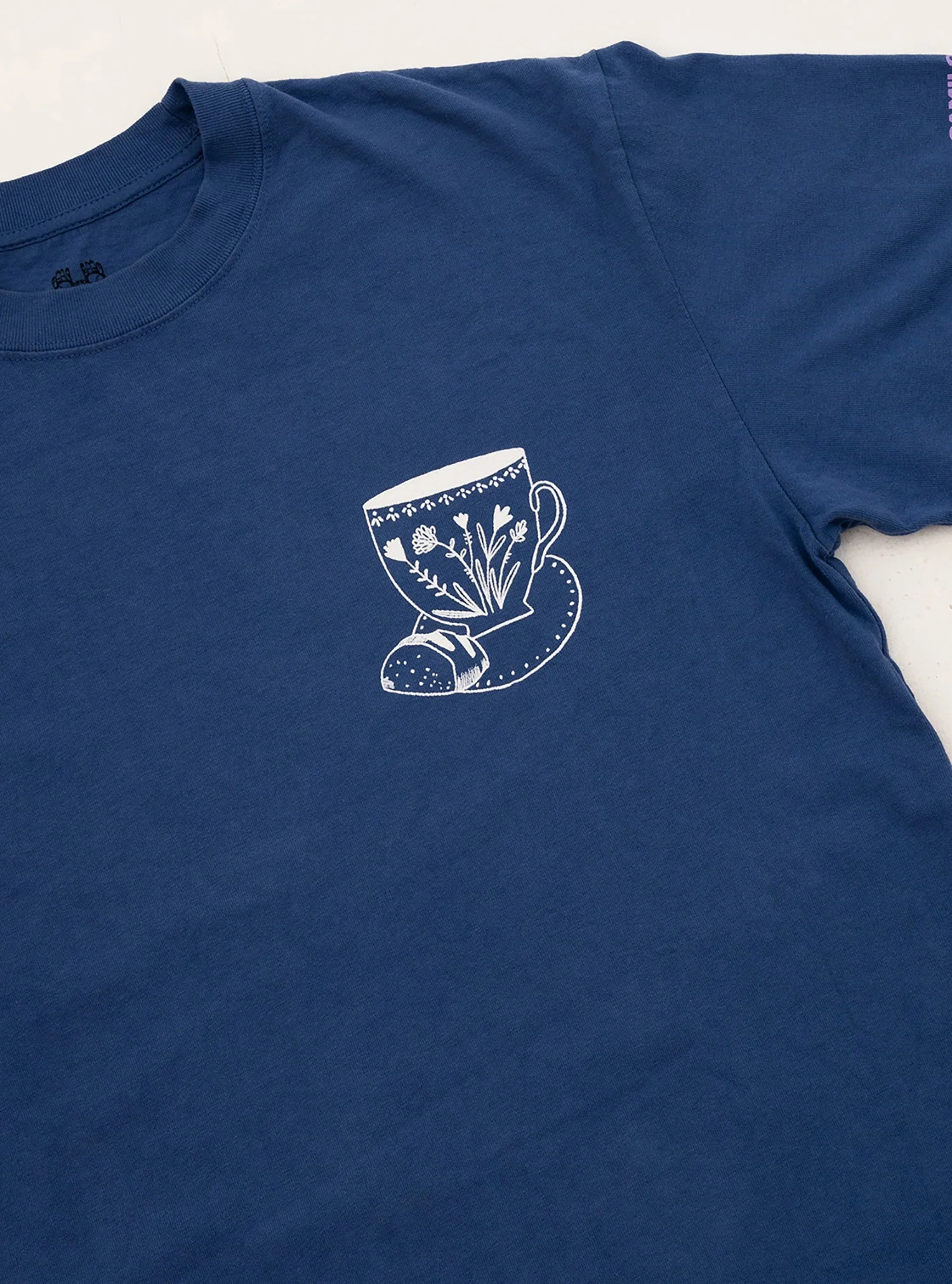 Café Con Pan T-Shirt - Image 16