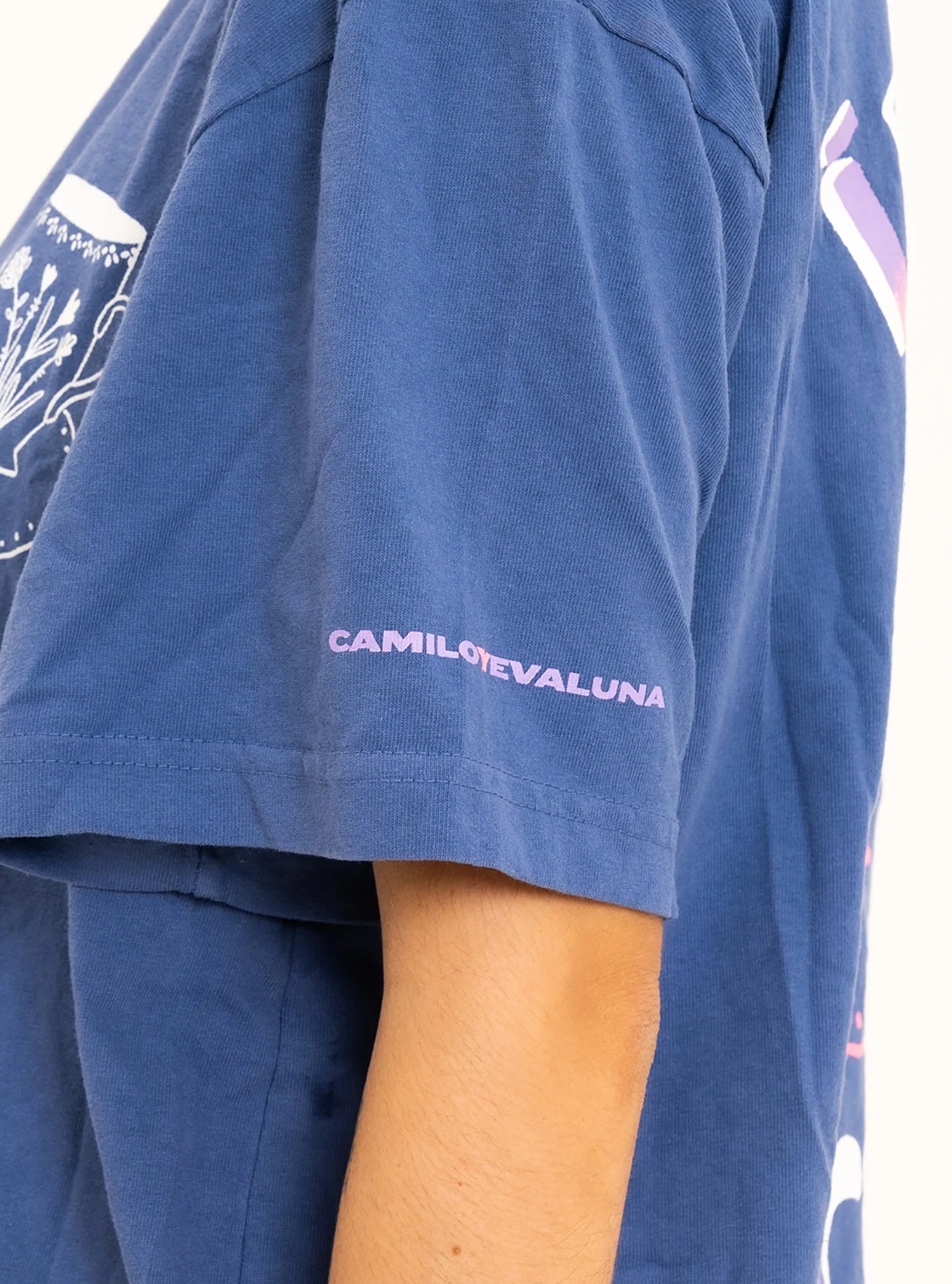 Café Con Pan T-Shirt - Image 4