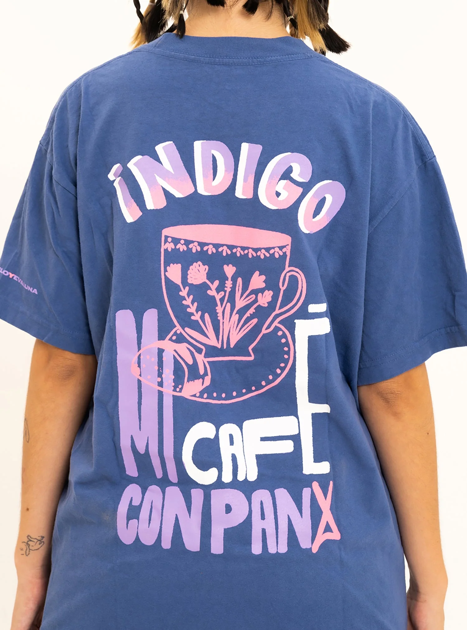 Café Con Pan T-Shirt - Image 7