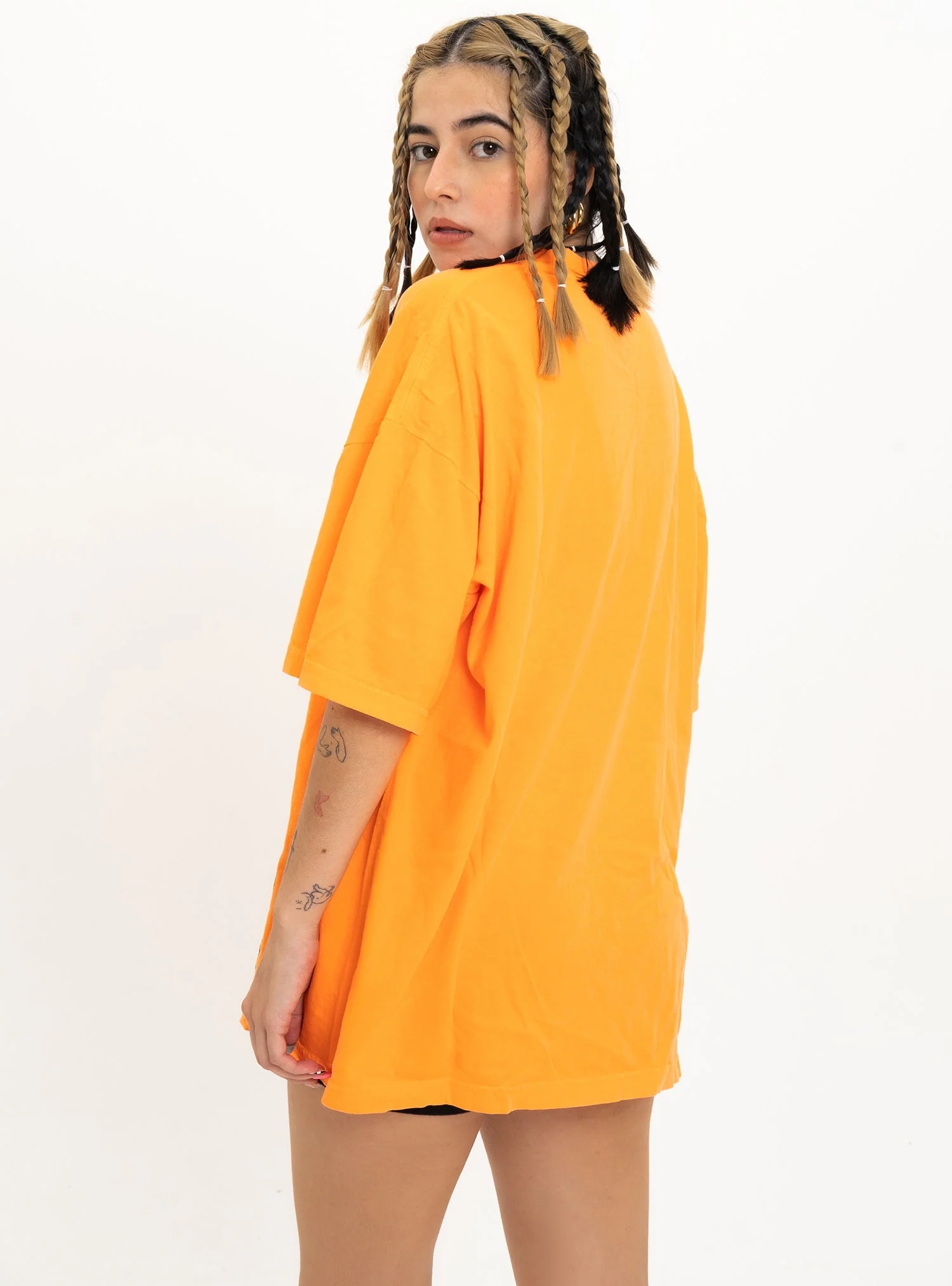 Camilo Pesadilla Tee - Image 4